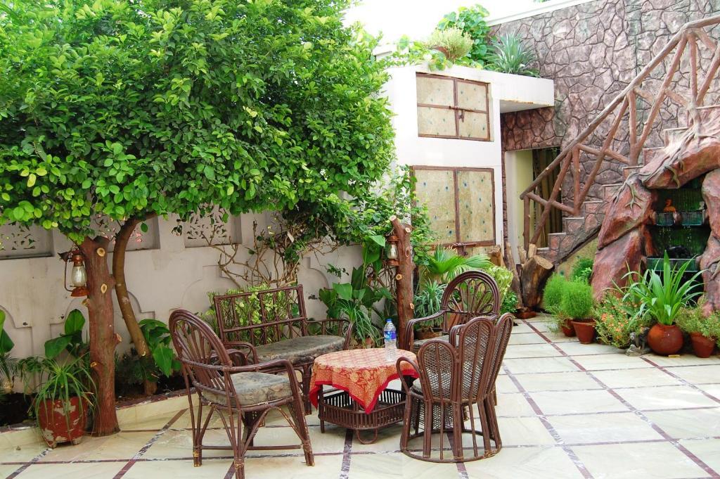 Sai Home Stay Bed & Breakfast- Near Tajmahal อัครา ภายนอก รูปภาพ
