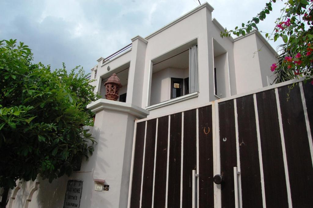 Sai Home Stay Bed & Breakfast- Near Tajmahal อัครา ภายนอก รูปภาพ